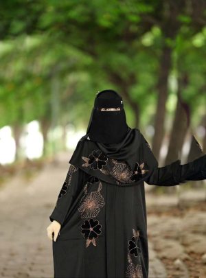 প্রিমিয়াম জাফরান ফ্যাব্রিক কাপড়ের বোরকা